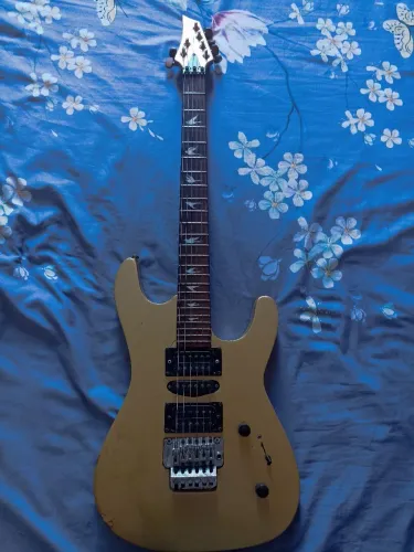 Guitarra Memphis Mg 130