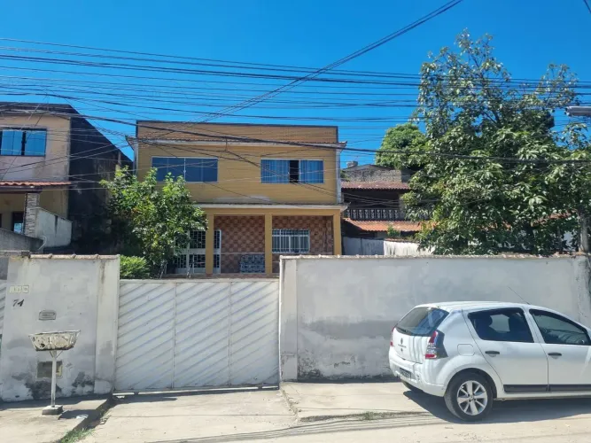 Vendo 3 casas independentes