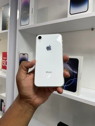 iPhone XR