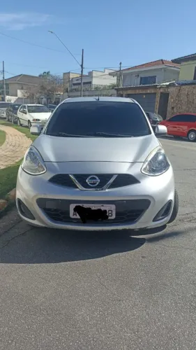 Nissan March S 1.0 12V Flex 5P 2015