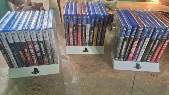 Jogos de ps4 e ps5 disponíveis, usados semi novos .