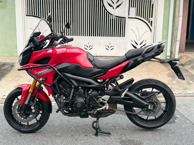 Tracer 900 GT