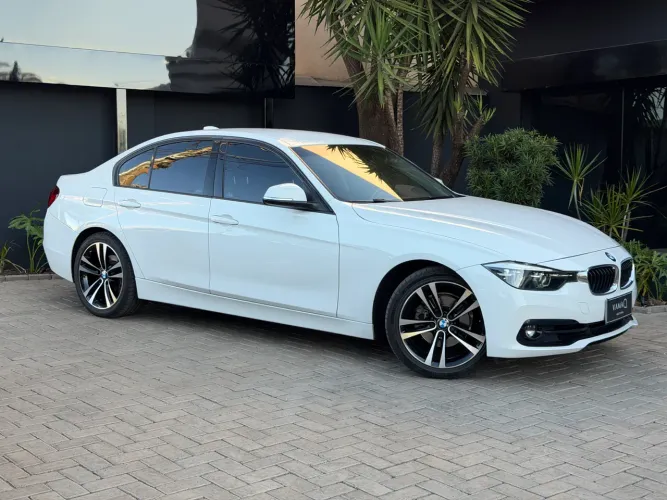 BMW 320I A 2.0 Turbo/activeflex 16V 184cv 4P 2018