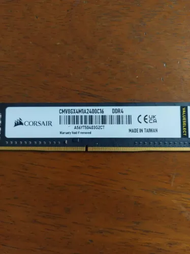 2 Memória RAM Corsair, 8GB, 2400MHz, DDR4, CL16 CMV8GX4M1A2400C16 RETIRADA EM RIO PRETO