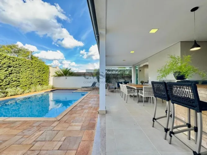 Casa para alugar em Londrina, com 3 suítes, com 270 m² - Condomínio Alphaville 2