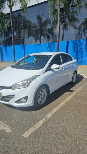 Hyundai HB20S Premium 1.6 Flex 16V Aut. 4P 2014