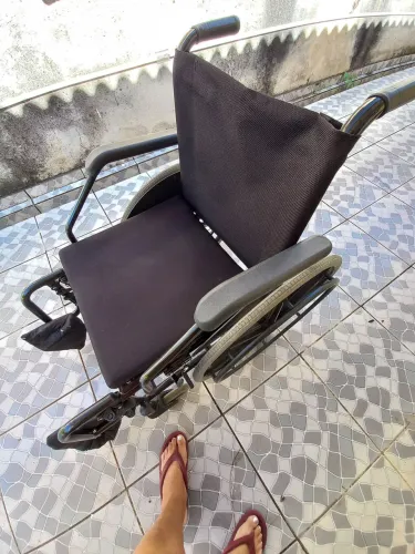Cadeira de rodas dobravel 