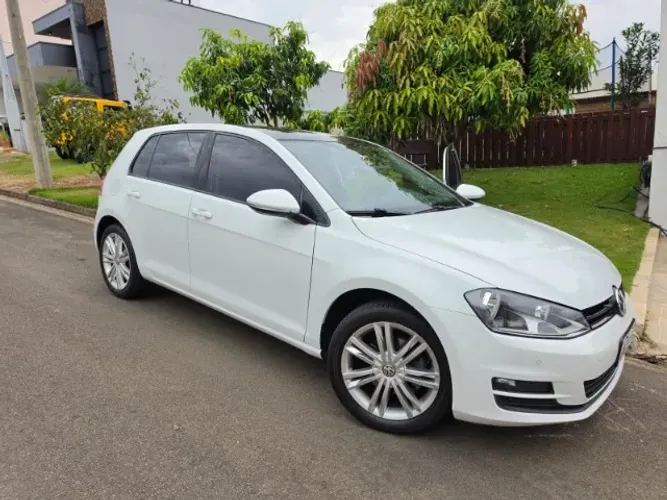 Volkswagen Golf Comfortline 1.0 TSI Total Flex Mec. 2017