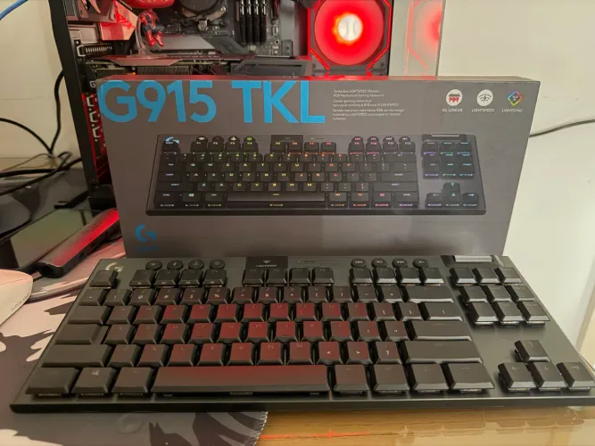 Teclado Logitech G915 TKL