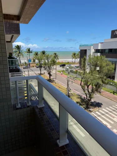 ALUGO APARTAMENTO EM INTERMARES