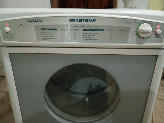 SECADORA BRASTEMP 10 KILOS EM PERFEITO ESTADO E FUNCIONAMENTO $ 690,00 ENTREGO.
