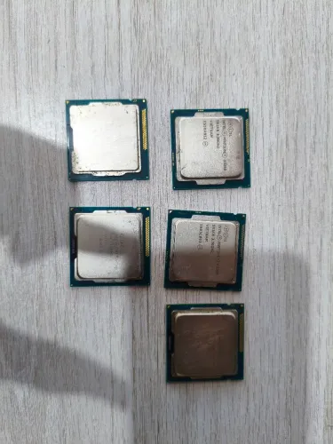 Lote de Processadores i3 3250 e Pentium G3260