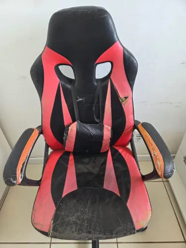Cadeira Gamer Usada