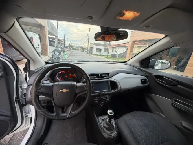 Chevrolet Onix JOY Hatch 1.0 8V Flex Mec. 4P 2018
