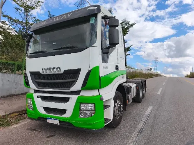 IVECO STRALIS HI-WAY 440 6X2, ANO 2020/2020 ÚNICO DONO