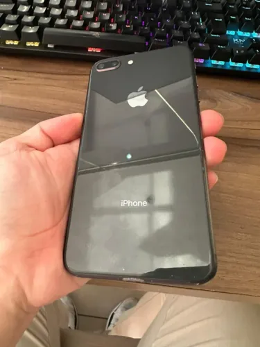 Iphone 8 Plus 64gb (LEIA O ANUNCIO , SEM CARREGADOR , SEM CABO)