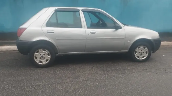 Ford Fiesta GL 1.0 5P 2001