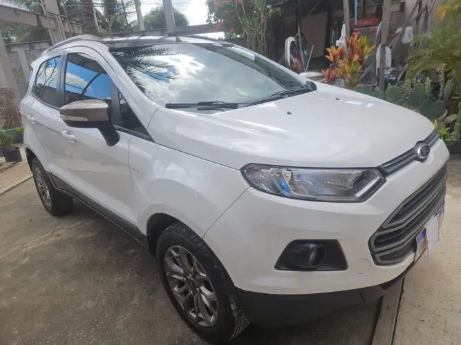 Ford Ecosport Freestyle 1.6 16V Flex 5P 2014