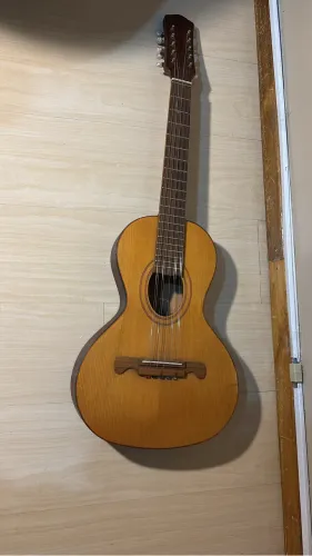 Viola caipira Giannini  