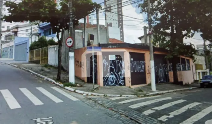 Terreno comercial ou residencial, a 500 metros do metro Vila Matilde