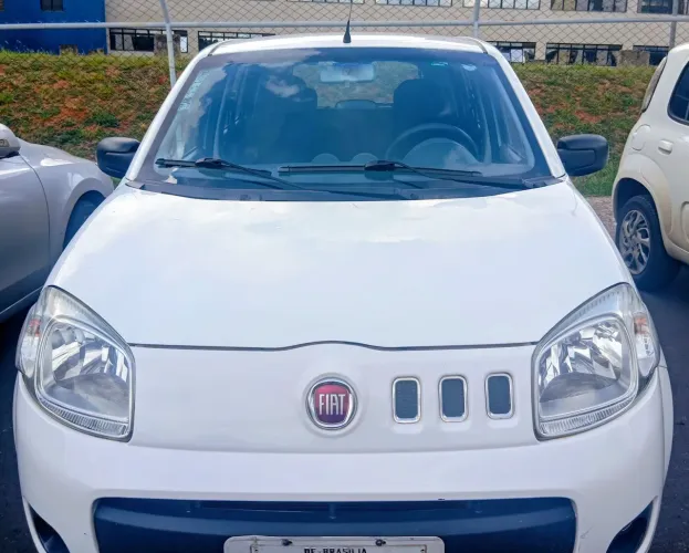 Fiat Uno Vivace Celeb. 1.0 EVO F.flex 8V 5P 2014