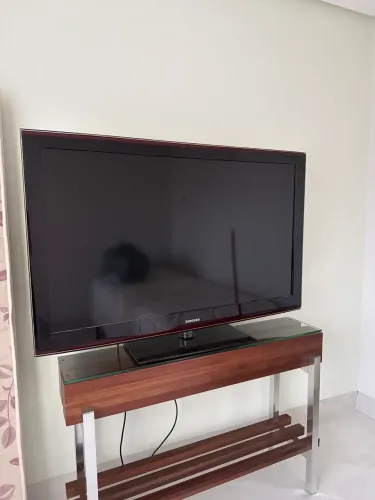 Vendo tv 42 polegadas Samsung (Não é Smart)