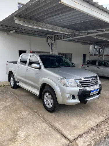 Toyota Hilux CD SRV 4X4 2.7 Flex 16V Aut. 2012