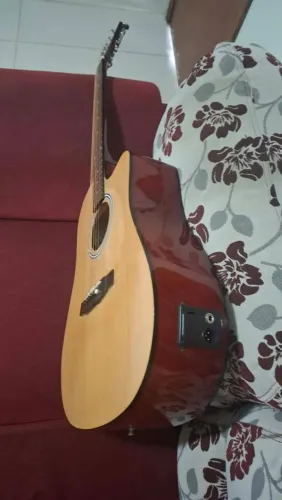 Violão aço eletroacústico .Troco em guitarra ?