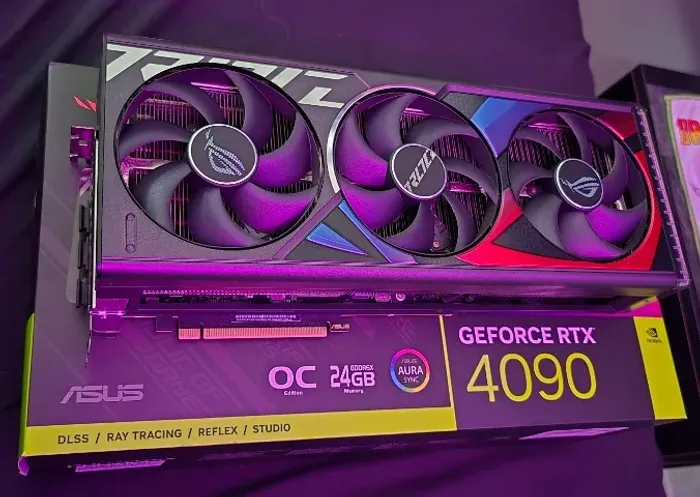 Placa de Video Asus Rog Strix RTX 4090 OC