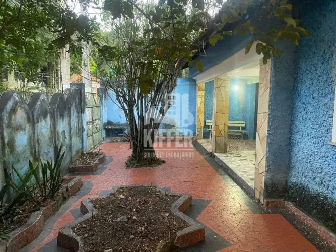 Casa com 3 dormitórios para alugar, 204 m² por R$ 6.154,89/mês - Fonseca - Niterói/RJ
