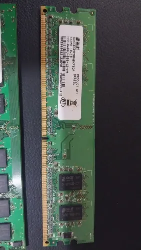 Memórias ram ddr2 de 512 e 1gb