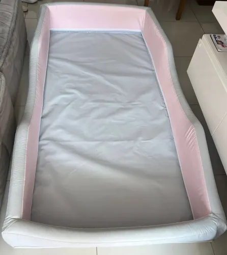 Cama de solteiro montessoriana + tapete -> marca Inphantil