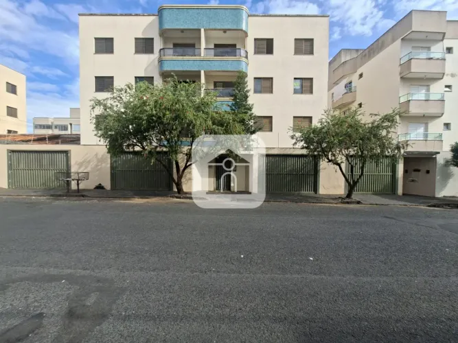 Apartamento para locação no bairro Santa Monica