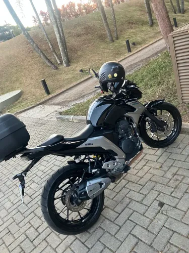 Fz25 2019 com ABS 