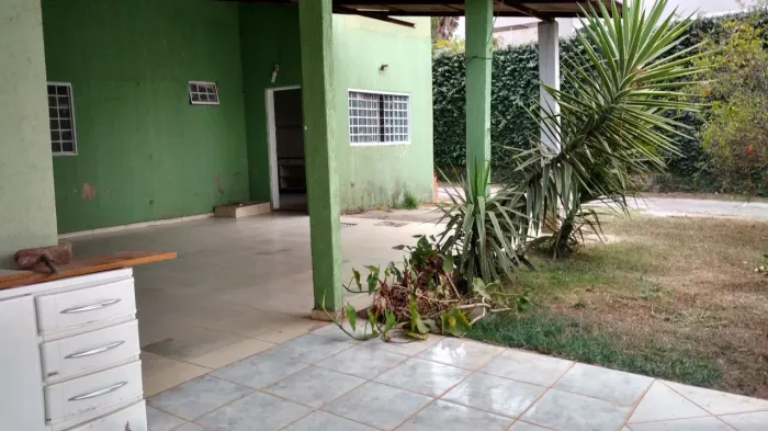 CASA COND FECHADO 800m EM ARNIQUEIRAS OPORTUNIDADE