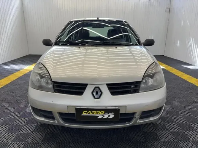 Renault Clio Hi-flex 1.0 16V 5P 2011