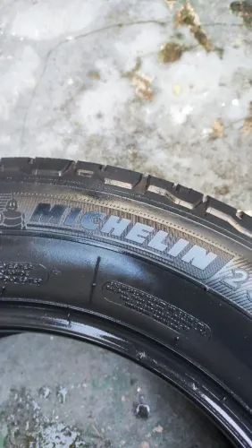 Vendo pneu aro 16