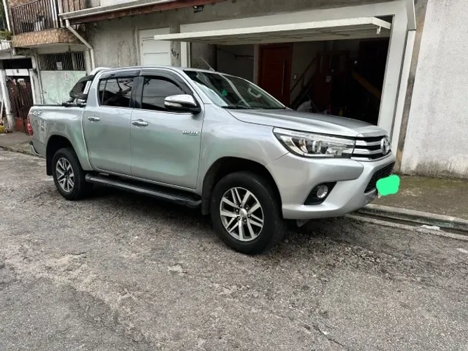 Toyota Hilux CD SRX 4X4 2.8 TDI 16V Diesel Aut. 2016