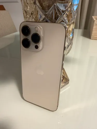 iPhone 13 Pro dourado 128gb