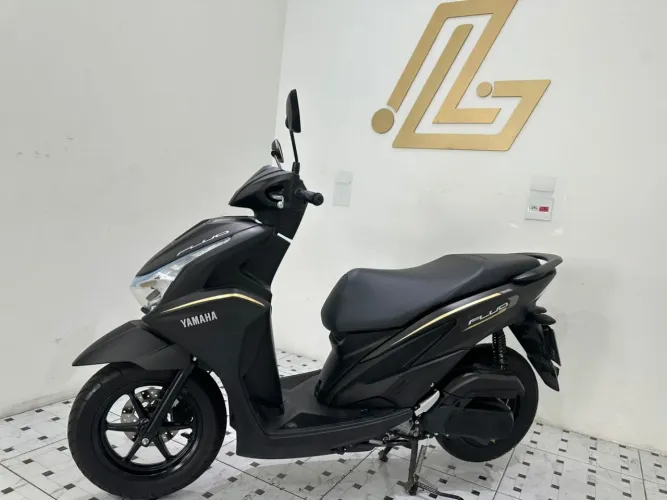 Yamaha Fluo 125 hybrid connected abs 2027