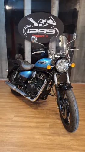 Royal Enfield - Meteor 350 Supernova