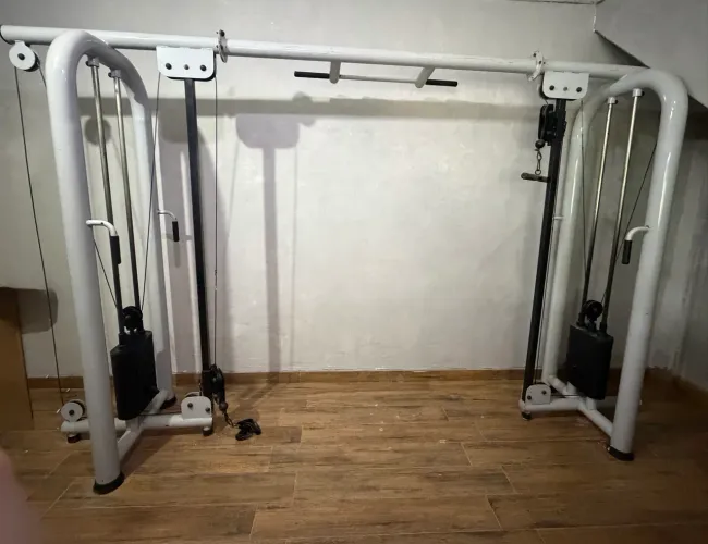 Itens de academia Cross over+barra+halteres+colchonetes