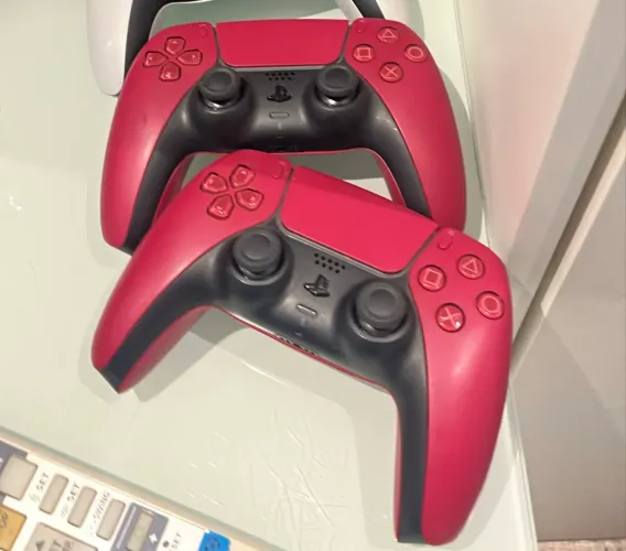 Controle Ps5 vermelho