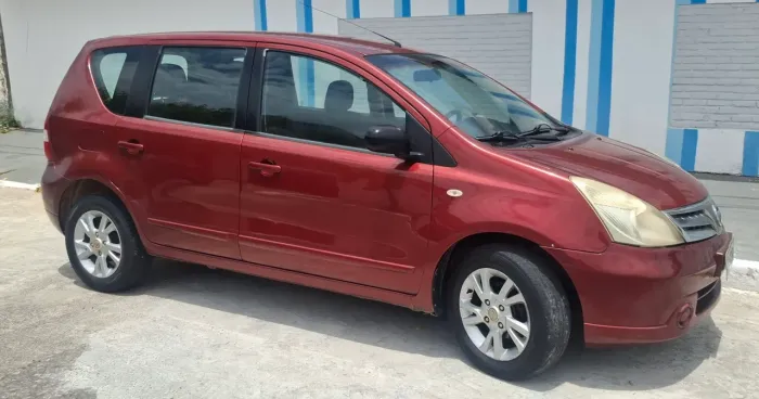 Nissan Livina S 1.8 16V Flex Fuel Aut. 2013