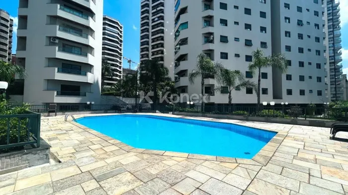 Apartamento de 170 m² - sendo 3 dormitórios - 1 Suite - Varanda - 3 vagas - Santana - SP