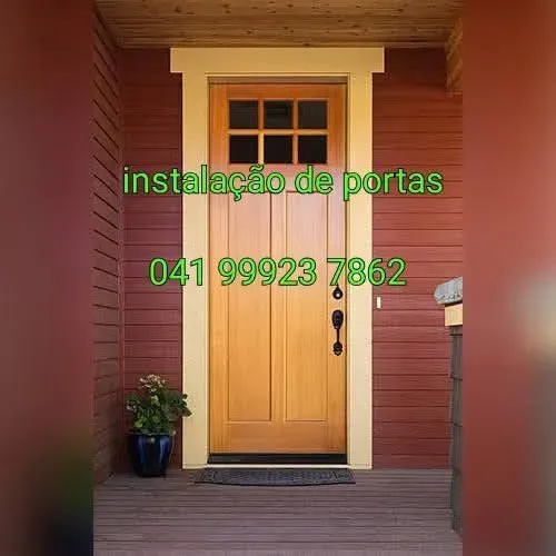 Instalação de portas de madeira