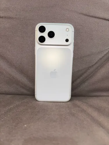 iPhone 17 Pro Max - na garantia
