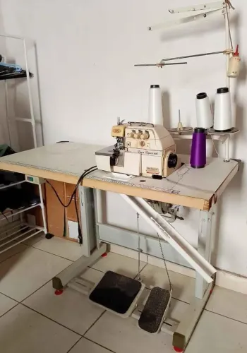 Máquina de costura