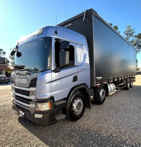 Scania P320 2019 bitruck Báu sider 11 mts