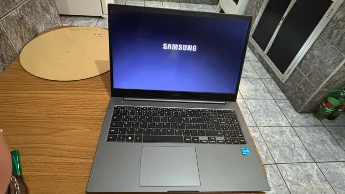 Notebook Samsung Intel Core i3